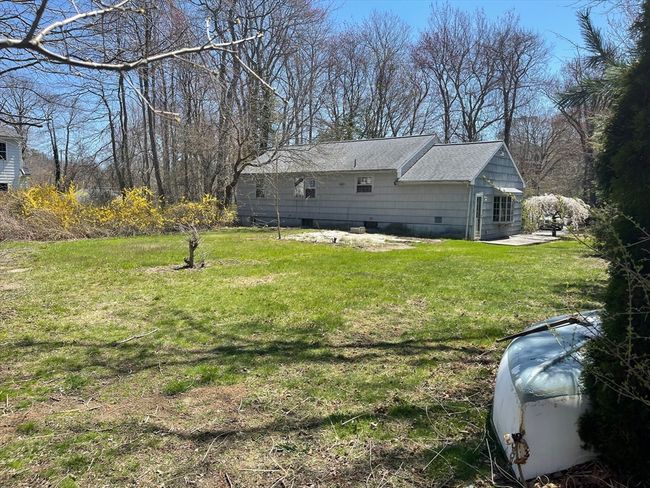 53 Beechwood St, House other with 3 bedrooms, 1 bathrooms and 5 parking in Cohasset MA | Image 4