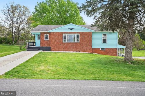 116 Willow Dr, Shippensburg, PA, 17257-9440 | Card Image