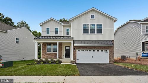 3037 Martha Way, PENNSBURG, PA, 18073-9806 | Card Image