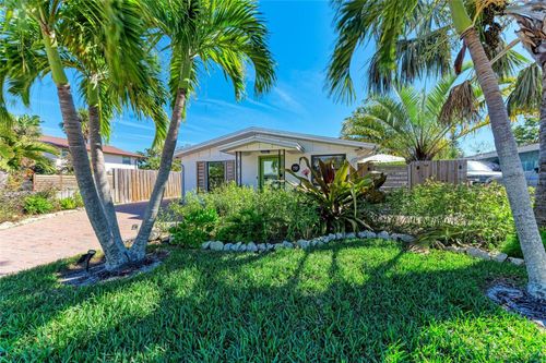 730 Fox St, LONGBOAT KEY, FL, 34228-1020 | Card Image