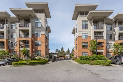 301-33546 Holland Ave, Abbotsford, BC, V2S0C1 | Card Image