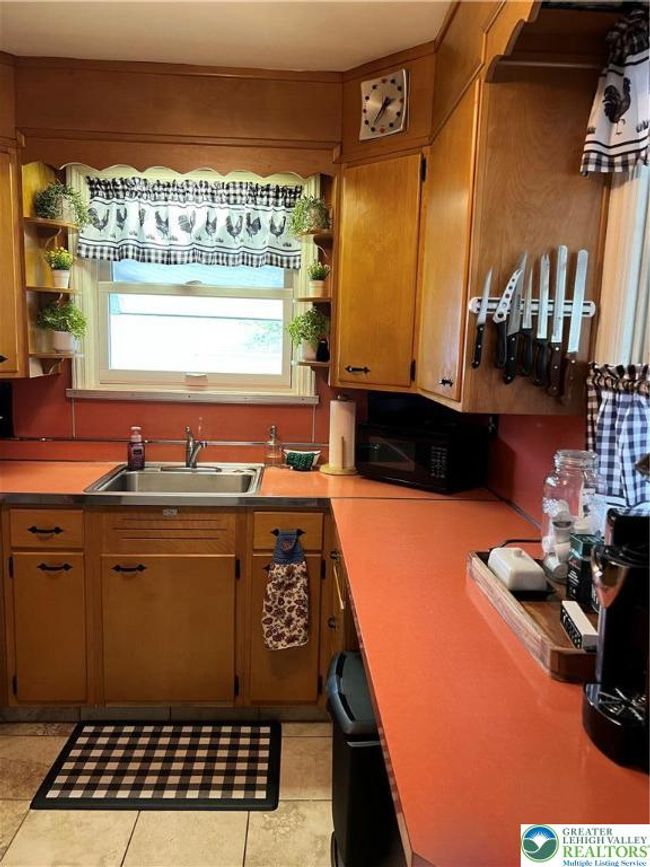 1540 Riegel St, House other with 2 bedrooms, 1 bathrooms and null parking in HELLERTOWN PA | Image 56