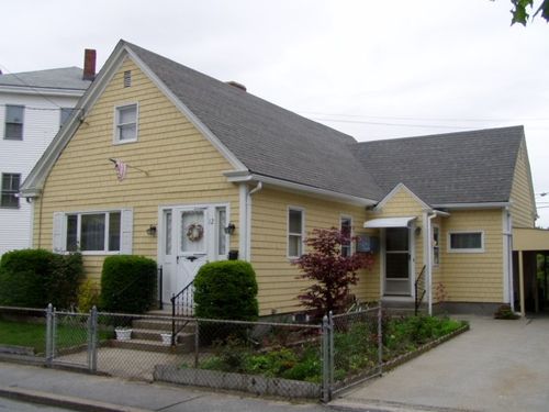 12 Union St, Warren, RI, 02885-3016 | Card Image