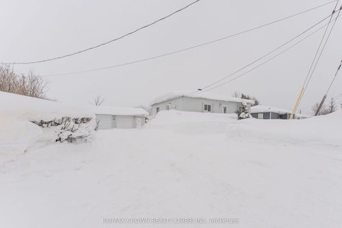 16 Lasalle Ave, Kapuskasing, ON, P5N2R7 | Card Image