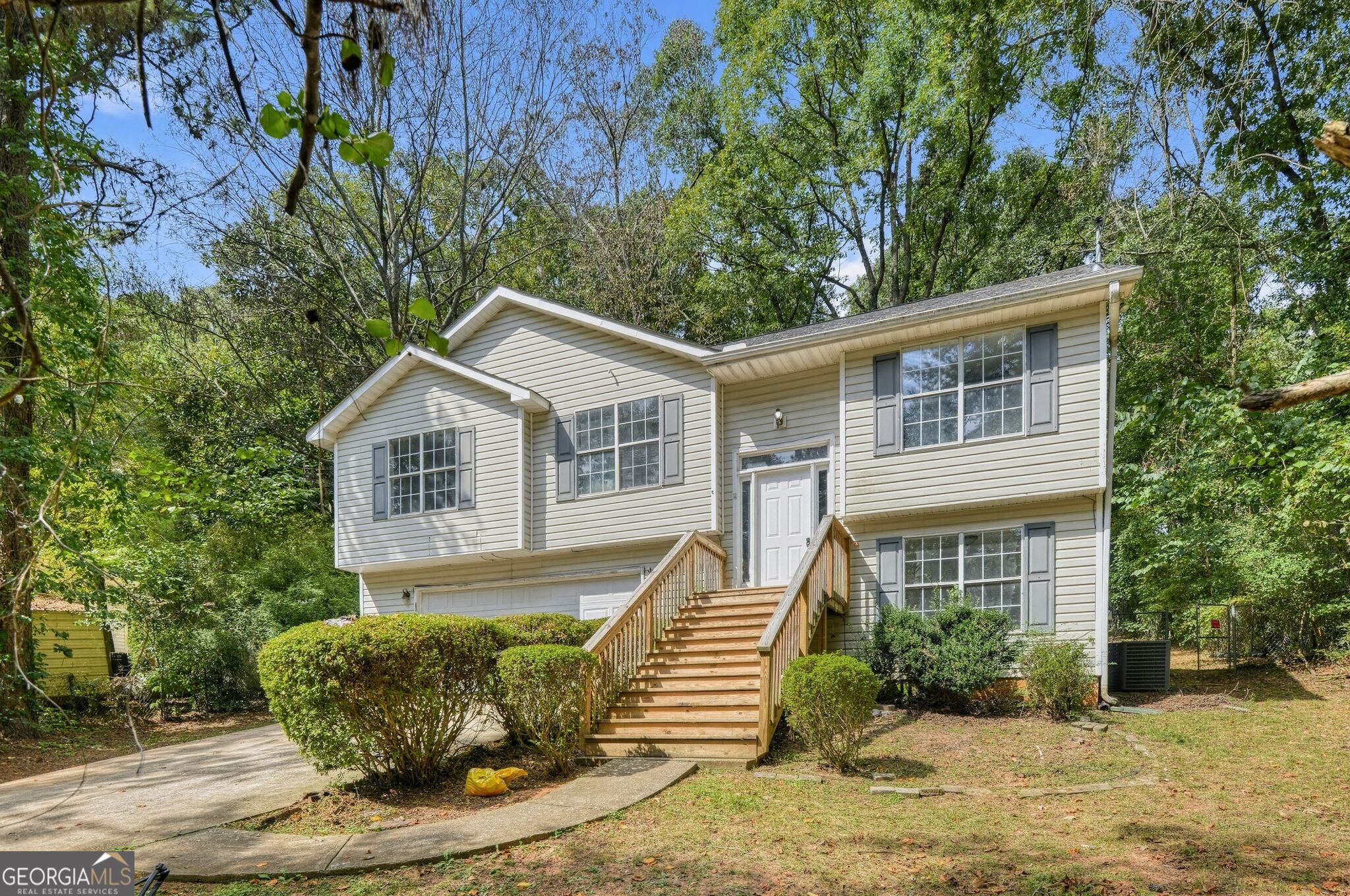 Residential Lease in Stockbridge