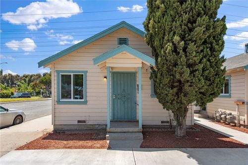 8713 Alondra Blvd, Paramount, CA, 90723-4602 | Card Image