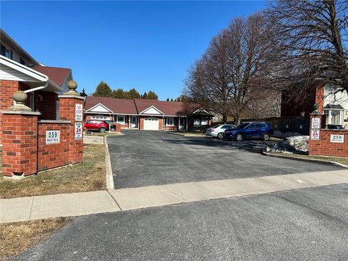 7-259 Scott St, St Catharines, ON, L2N1H9 | Card Image