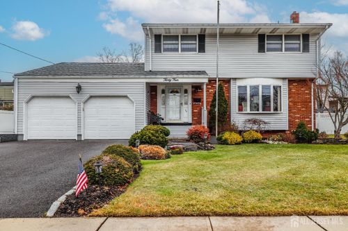 34 Timberlane Dr, Colonia, NJ, 07067-2932 | Card Image