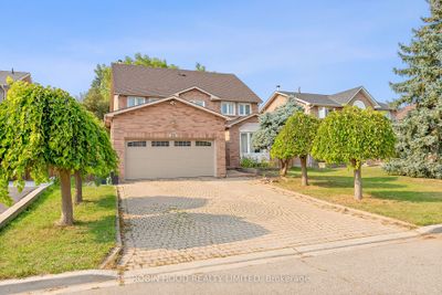 22 Strangway Crt, House other with 5 bedrooms, 4 bathrooms and 6 parking in Brampton ON | Image 2