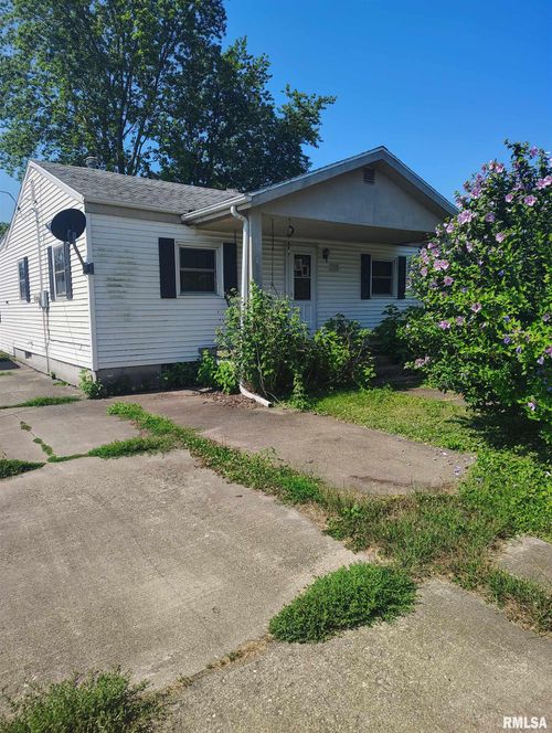 1340 E Ash St, Canton, IL, 61520-1505 | Card Image