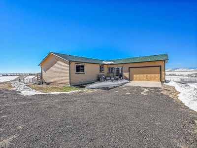 39775 E Colorado Ave, House other with 5 bedrooms, 2 bathrooms and null parking in Bennett CO | Image 2