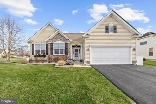 20454 Mall Center Way, LEWES, DE, 19958-6858 | Card Image