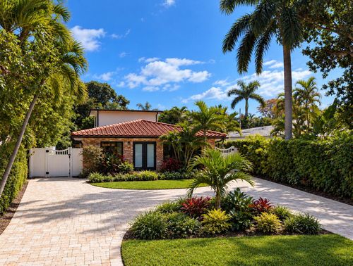 702 S Atlantic Dr, Lantana, FL, 33462-1950 | Card Image