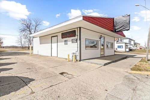 406 N Main St, Lynn, IN, 47355-9078 | Card Image