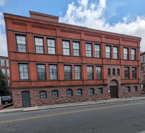 405-19 Market St, Paterson, NJ, 07501-1744 | Card Image