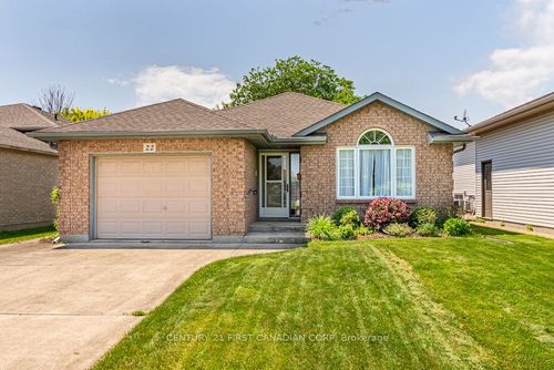22 Tanner Dr, Fonthill, ON, L0S1E4 | Card Image
