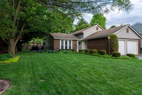 3539 Watergrass Hill Dr, Columbus, OH, 43221-4476 | Card Image