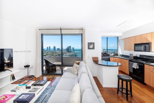 apt-3104-1330 West Ave, Miami Beach, FL, 33139-0913 | Card Image