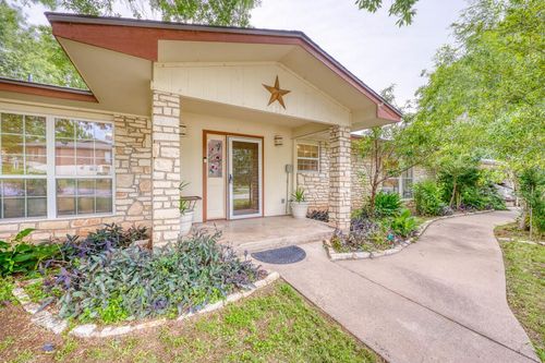 301 6th St, Marble Falls, TX, 78654-5917 | Card Image
