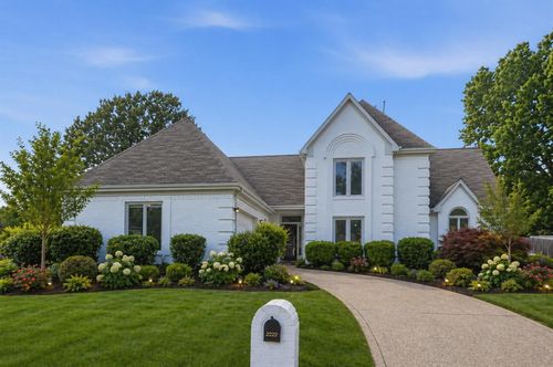 4275 Old Forest Cv, Memphis, TN, 38125-3092 | Card Image