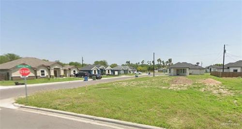 804 Lark Street, Alamo, TX, 78516 | Card Image