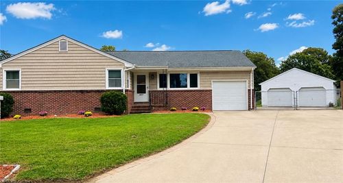 2001 Athens Ct, Chesapeake, VA, 23323-6003 | Card Image