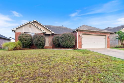 925 Wineberry, Conway, AR, 72034-6991 | Card Image