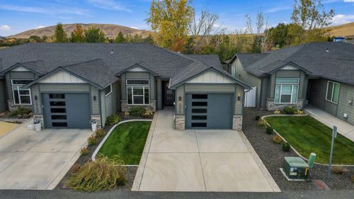 2770 Friesian Court, West Richland, WA, 99353 | Card Image