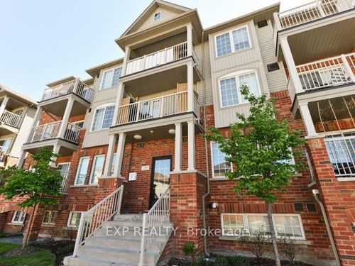 7-129 Isaac Devins Blvd, Toronto, ON, M9M0C4 | Card Image