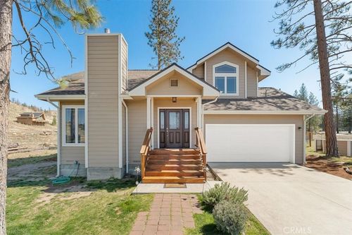 17520 Marmot Rd, Weed, CA, 96094-9310 | Card Image