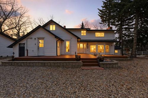 12040 338 Avenue E, Rural Foothills County, AB, T1S1A2 | Card Image