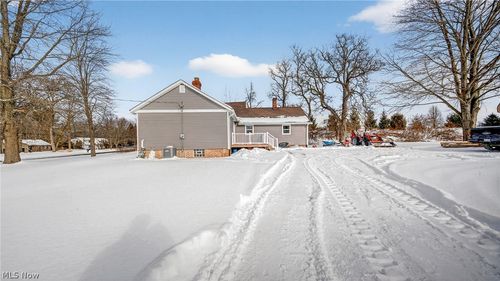 11015 Clarke Rd, Columbia Station, OH, 44028-9238 | Card Image