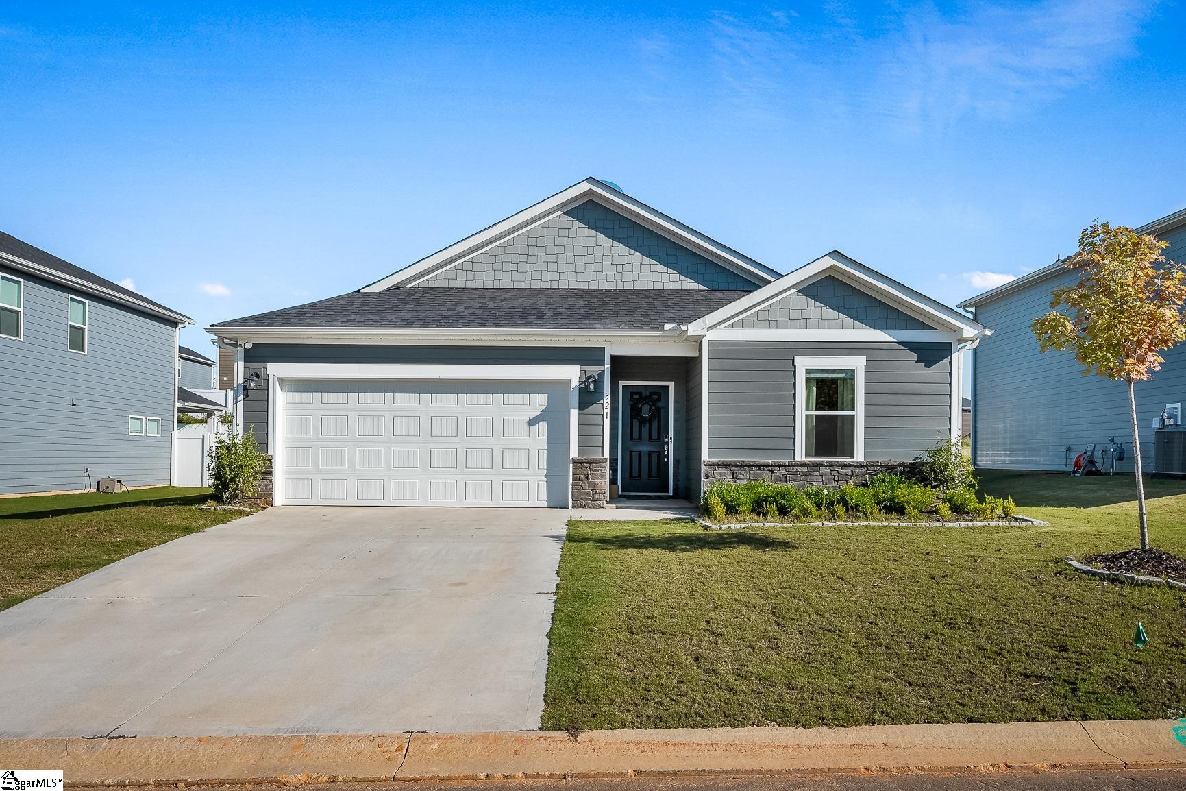 Hazelcroft Dr, Fountain Inn, SC 29644