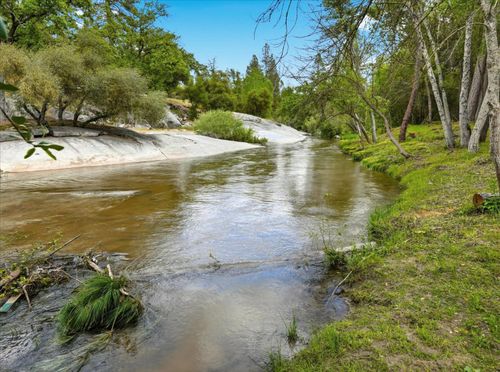 45893 Sutton Dr, Oakhurst, CA, 93644-9032 | Card Image