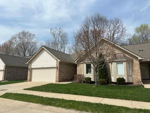 13871 Elmbrook Drive, Shelby Charter Township, MI, 48315 | Card Image