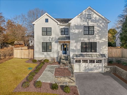 7 W Parish Road, Westport, CT, 06880 | Card Image