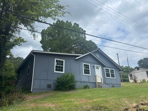 307 Russell, Hughes Springs, TX, 75656-2117 | Card Image