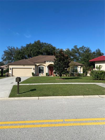 10849 Wyandotte Drive, House other with 4 bedrooms, 3 bathrooms and null parking in Clermont FL | Image 1