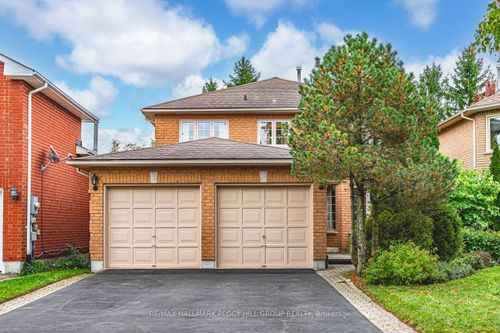 47 Finlay Rd, Barrie, ON, L4N7T7 | Card Image