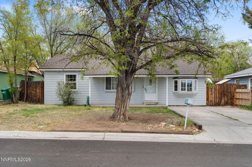 745 Hood Ave, Reno, NV, 89512-1810 | Card Image