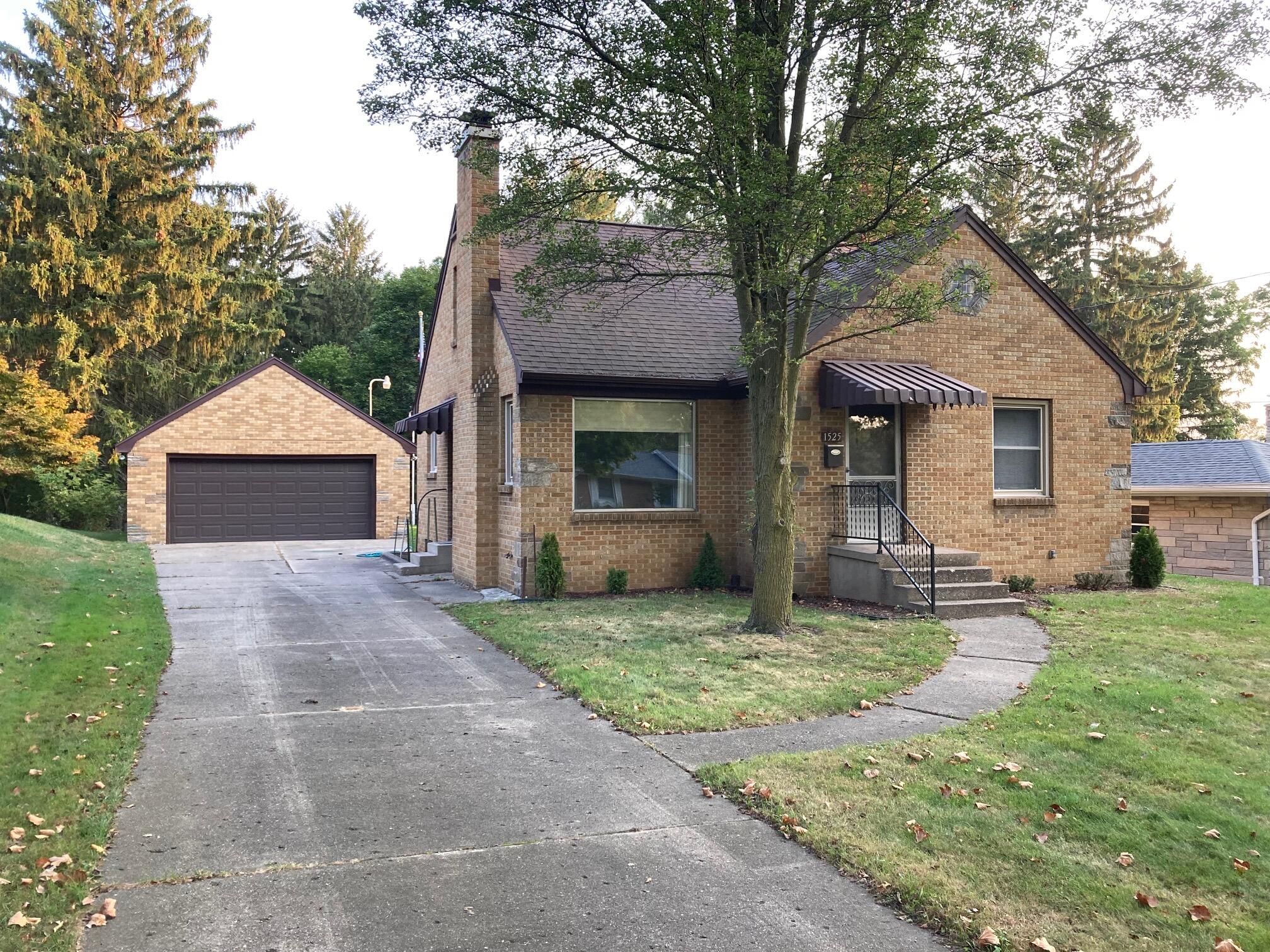 7th St, Grand Rapids, MI 49504