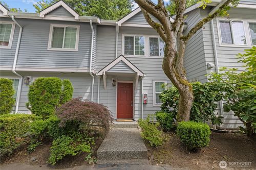 apt-2-13120 102nd Ln Ne, Kirkland, WA, 98034-2837 | Card Image