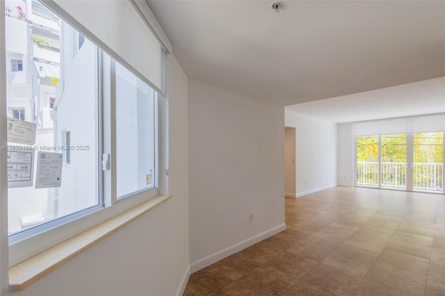 APT-101 - 50 Ocean Lane Dr, Condo with 3 bedrooms, 2 bathrooms and null parking in Key Biscayne FL | Image 9