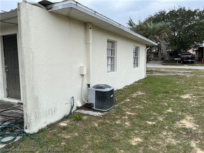 131 Serenity Avenue, Home with 4 bedrooms, 2 bathrooms and null parking in LAKE PLACID FL | Image 5