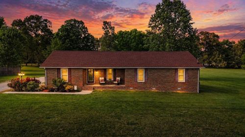 3090 Rock Creek Rd, Estill Springs, TN, 37330-4200 | Card Image