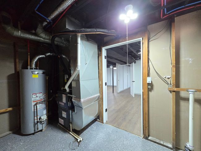 2114 W Miller Rd, House other with 3 bedrooms, 2 bathrooms and null parking in Lansing MI | Image 21