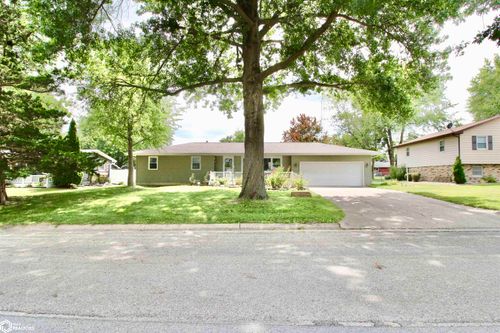811 Avenue C, West Point, IA, 52656-9616 | Card Image