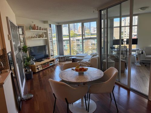 802-1009 Expo Blvd, Vancouver, BC, V6Z2V9 | Card Image