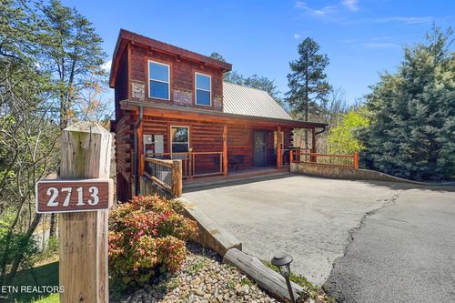 2713 Alps Way, Pigeon Forge, TN, 37863 | Card Image