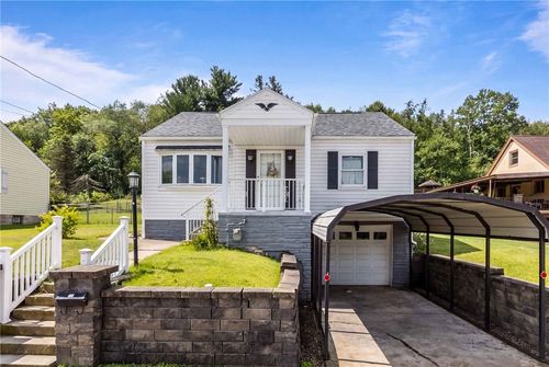 11 Charles St, Burgettstown, PA, 15021-1001 | Card Image